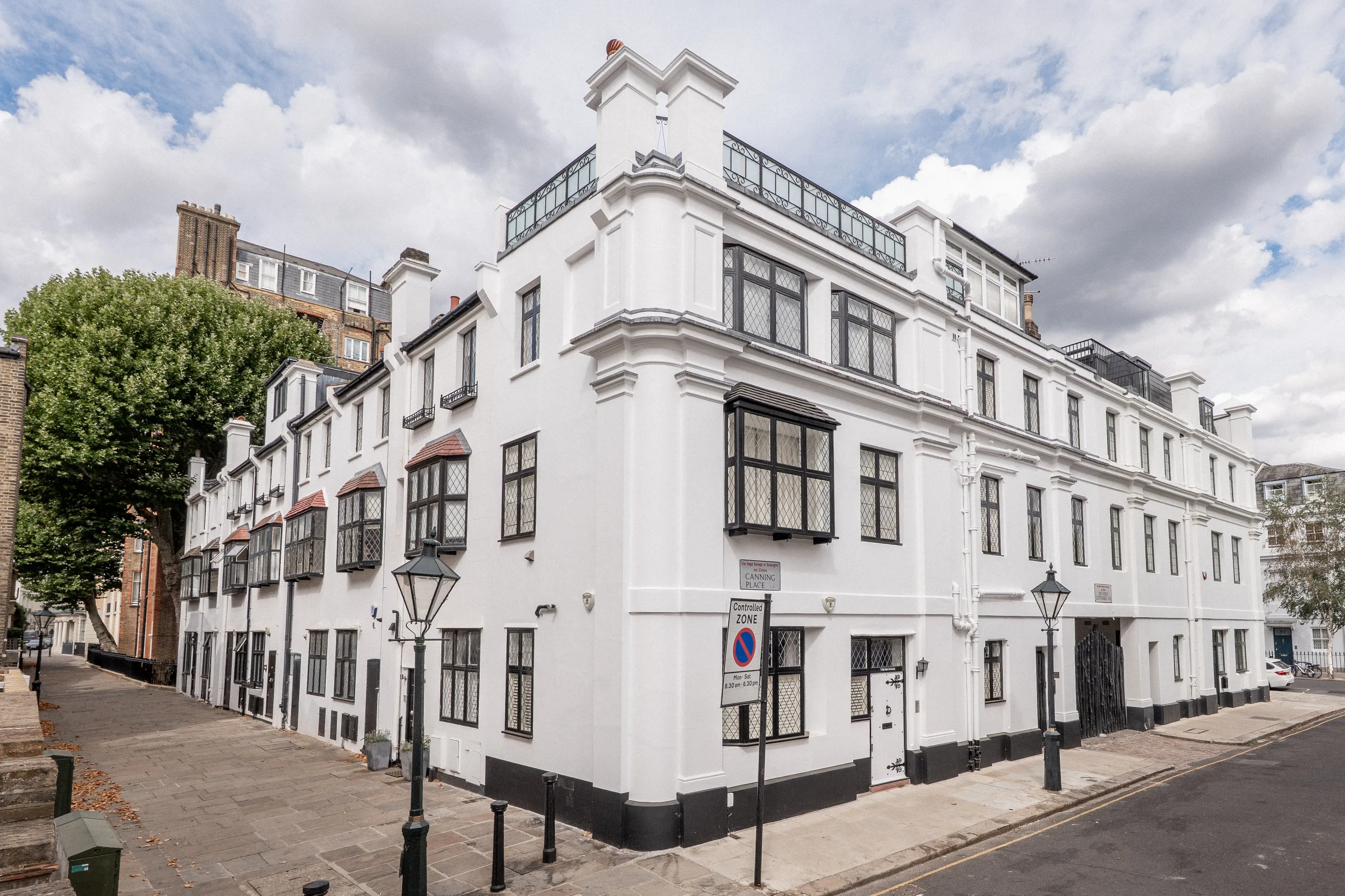 House De Vere Cottages in Greater London
