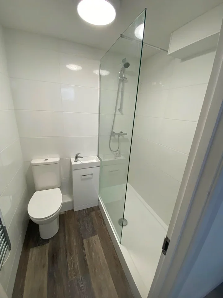 Flat Alfriston Road in Surrey Heath