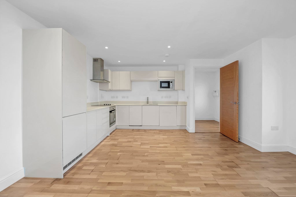 Flat Ames Court in West Suffolk