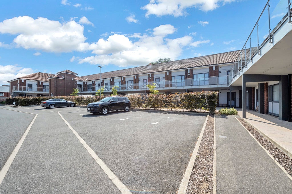 Flat Ames Court in West Suffolk