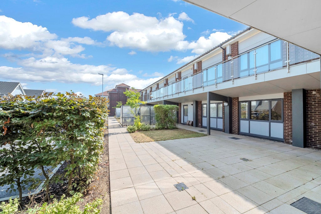 Flat Ames Court in West Suffolk