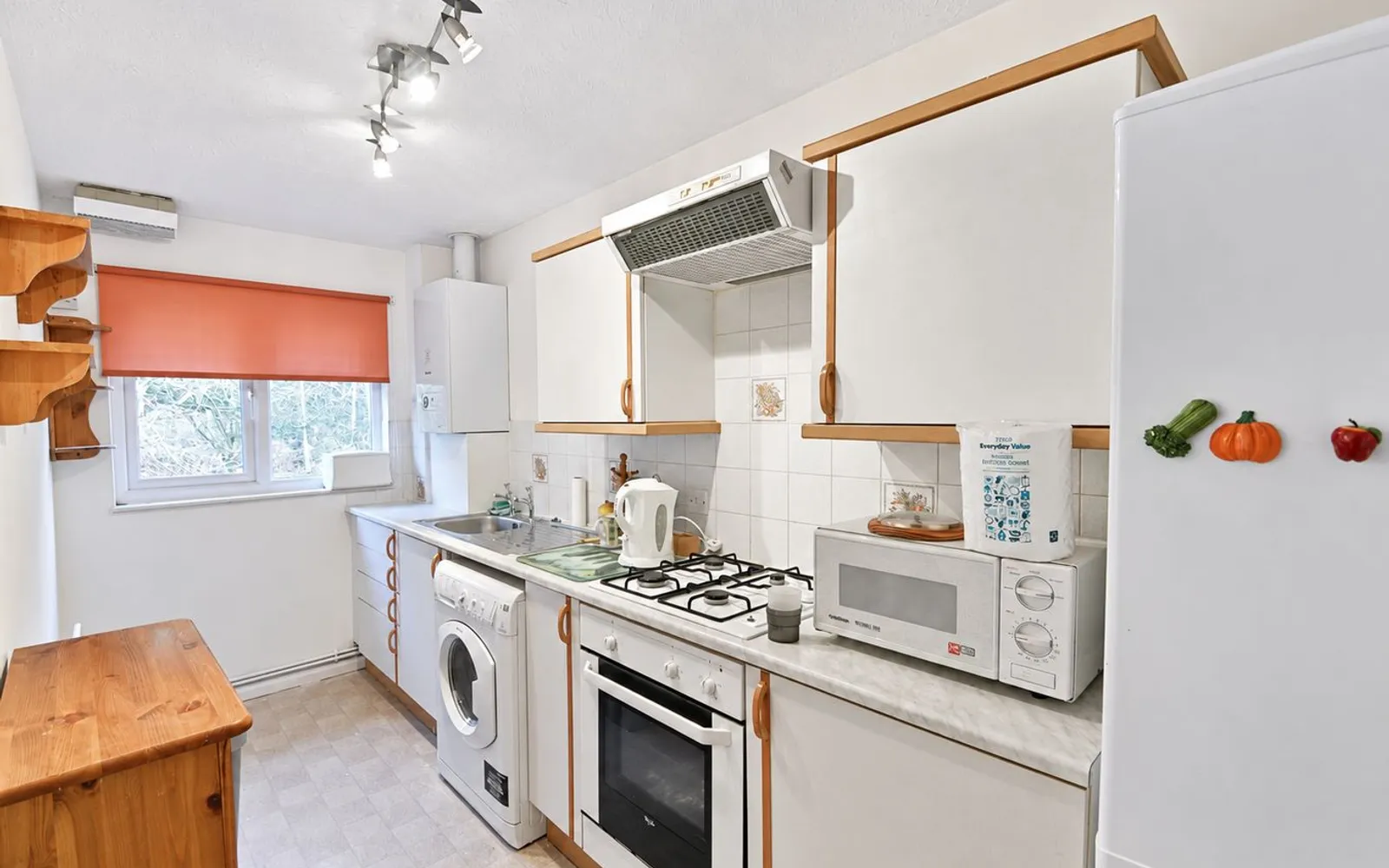 Flat Eyston Drive in Elmbridge