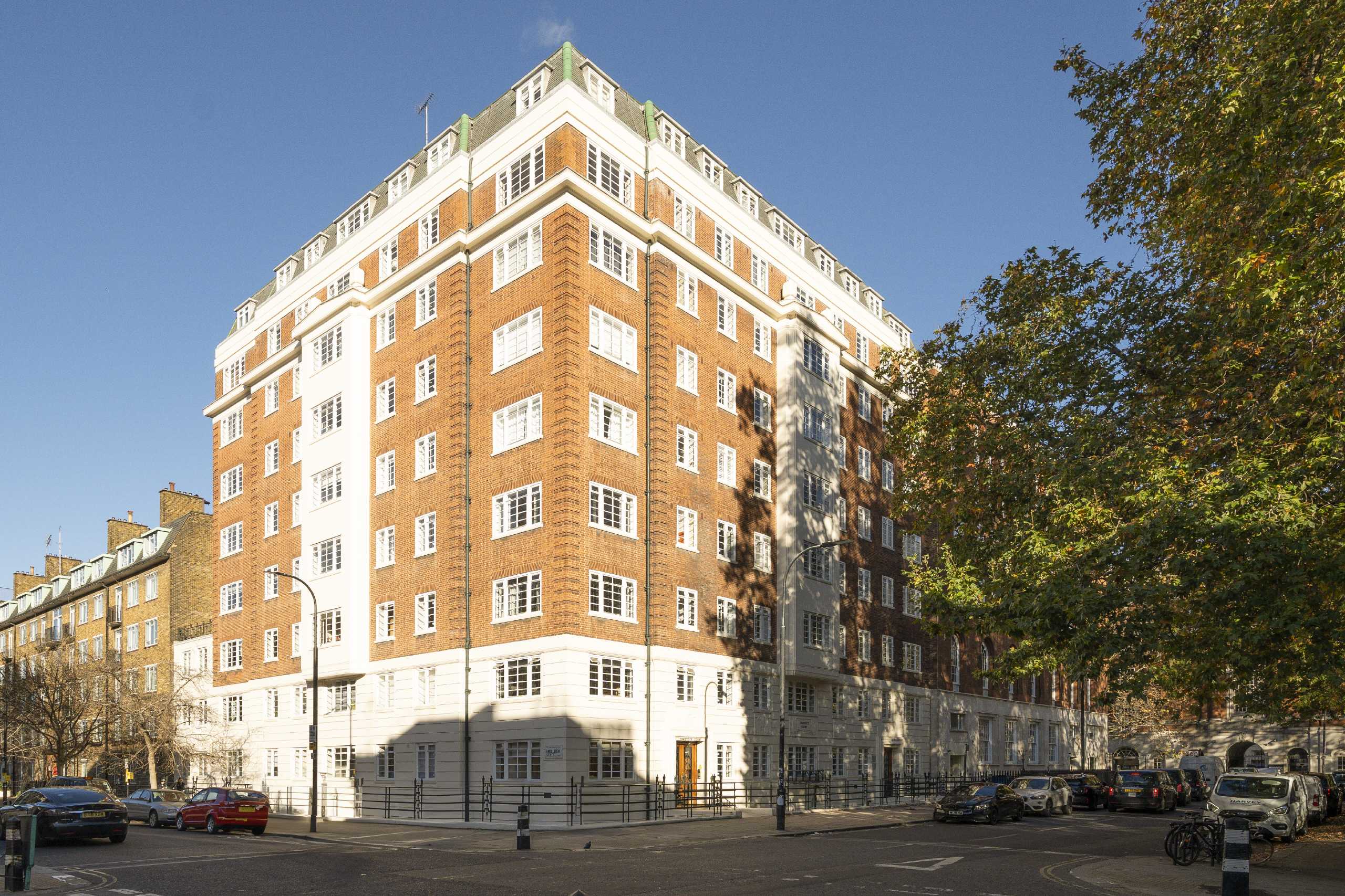 Flat Tavistock Square in Greater London