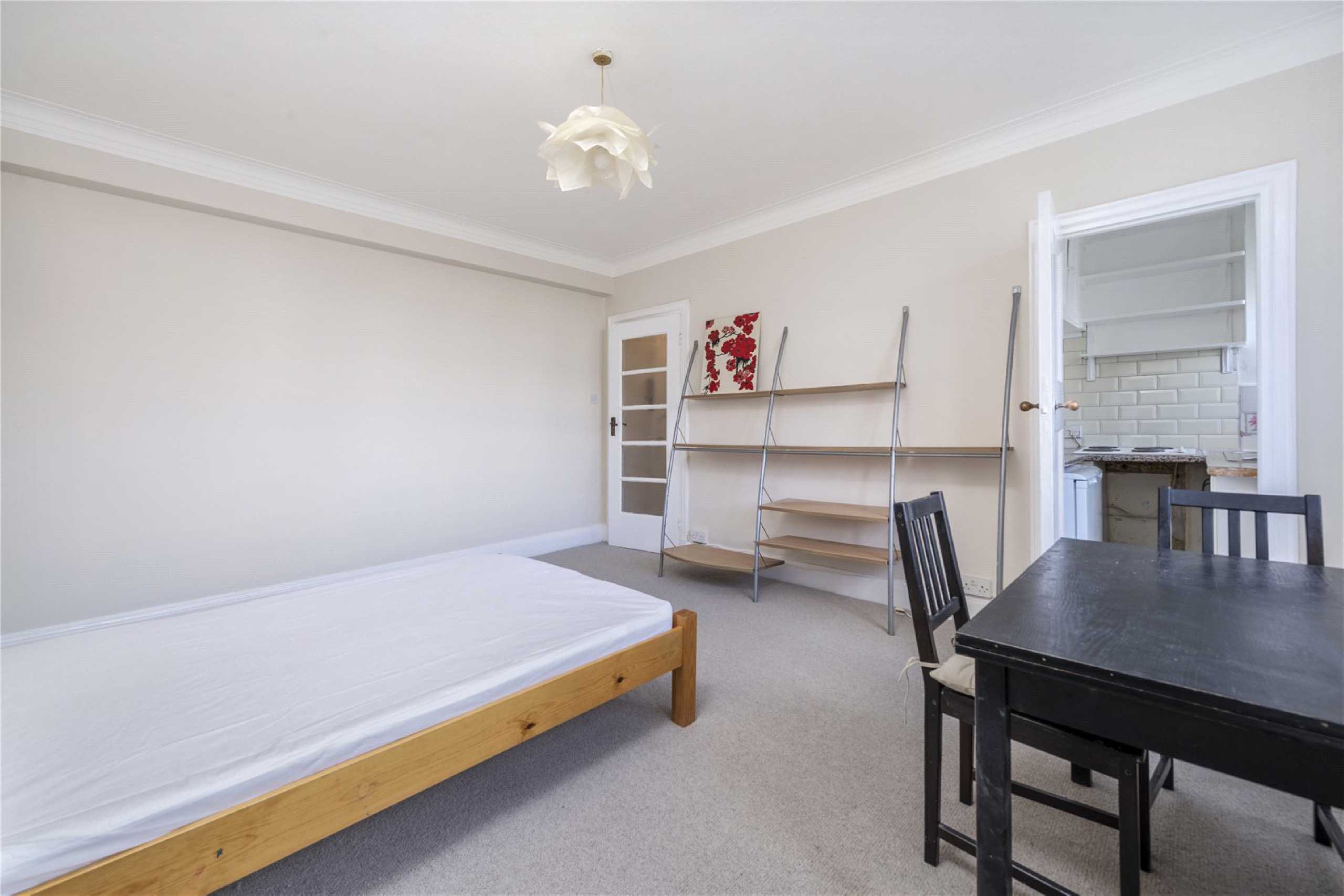 Flat Tavistock Square in Greater London