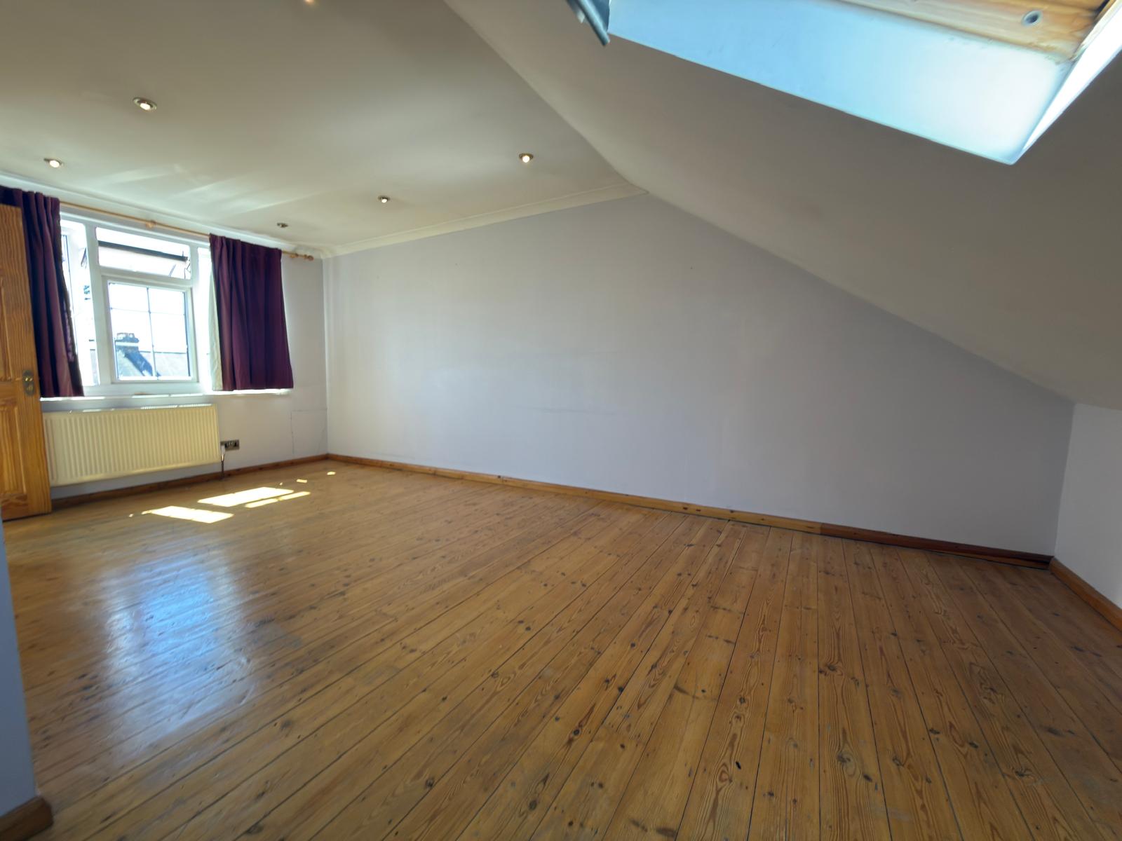 House Cavenham Gardens in Greater London