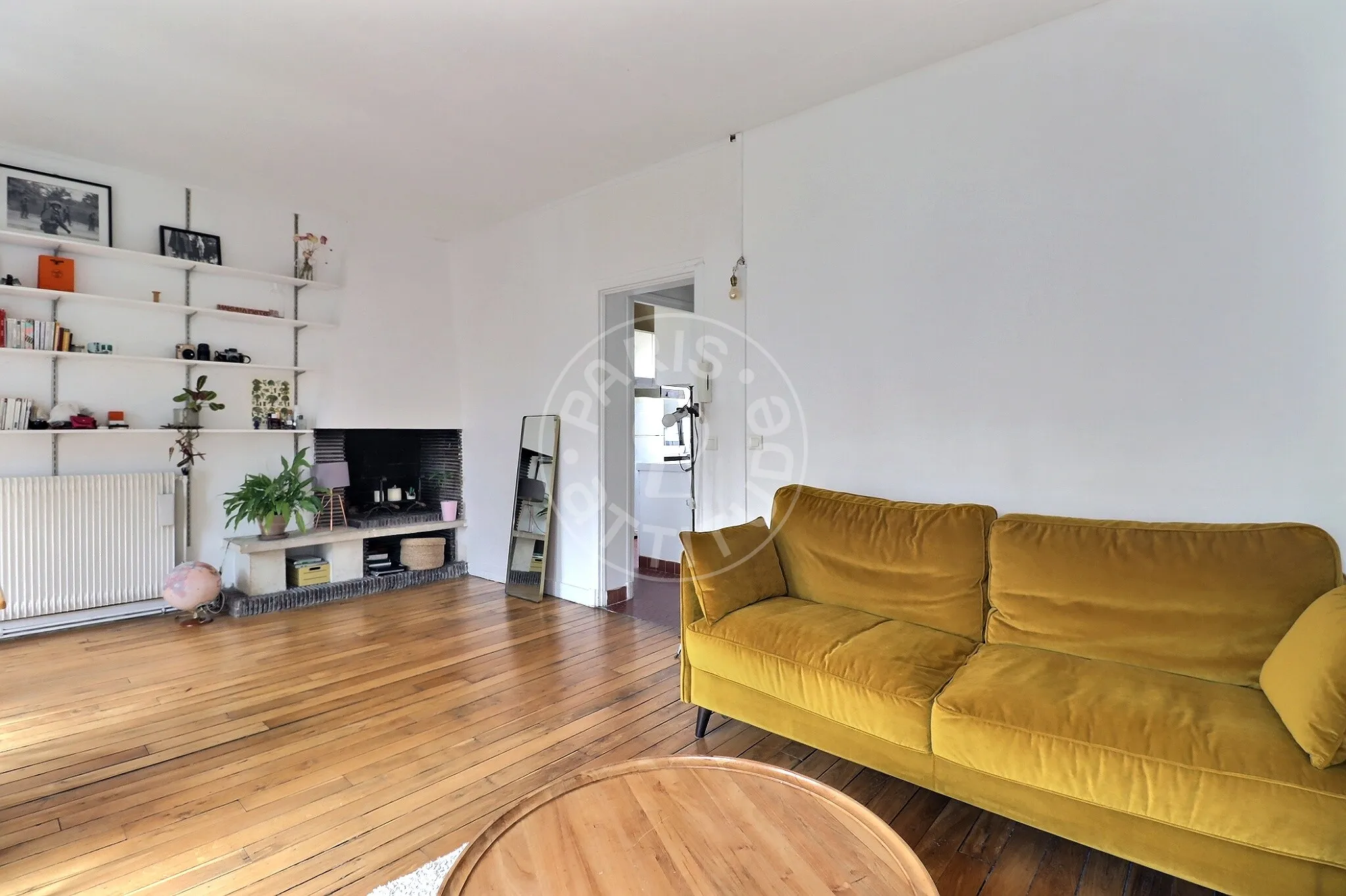 Flat Rue de la Main d'Or in Paris