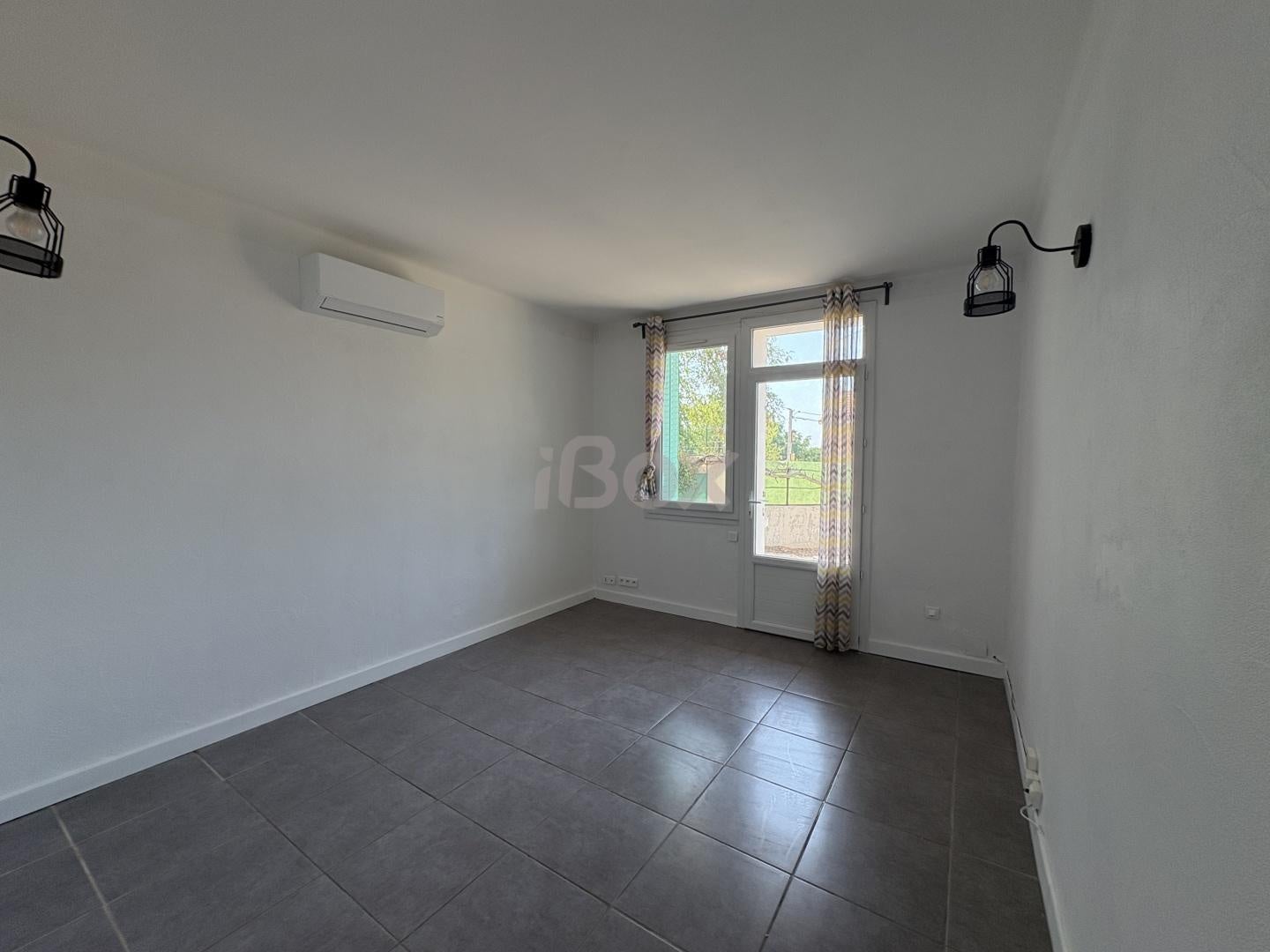 Appartement Rue Courteline à Toulon