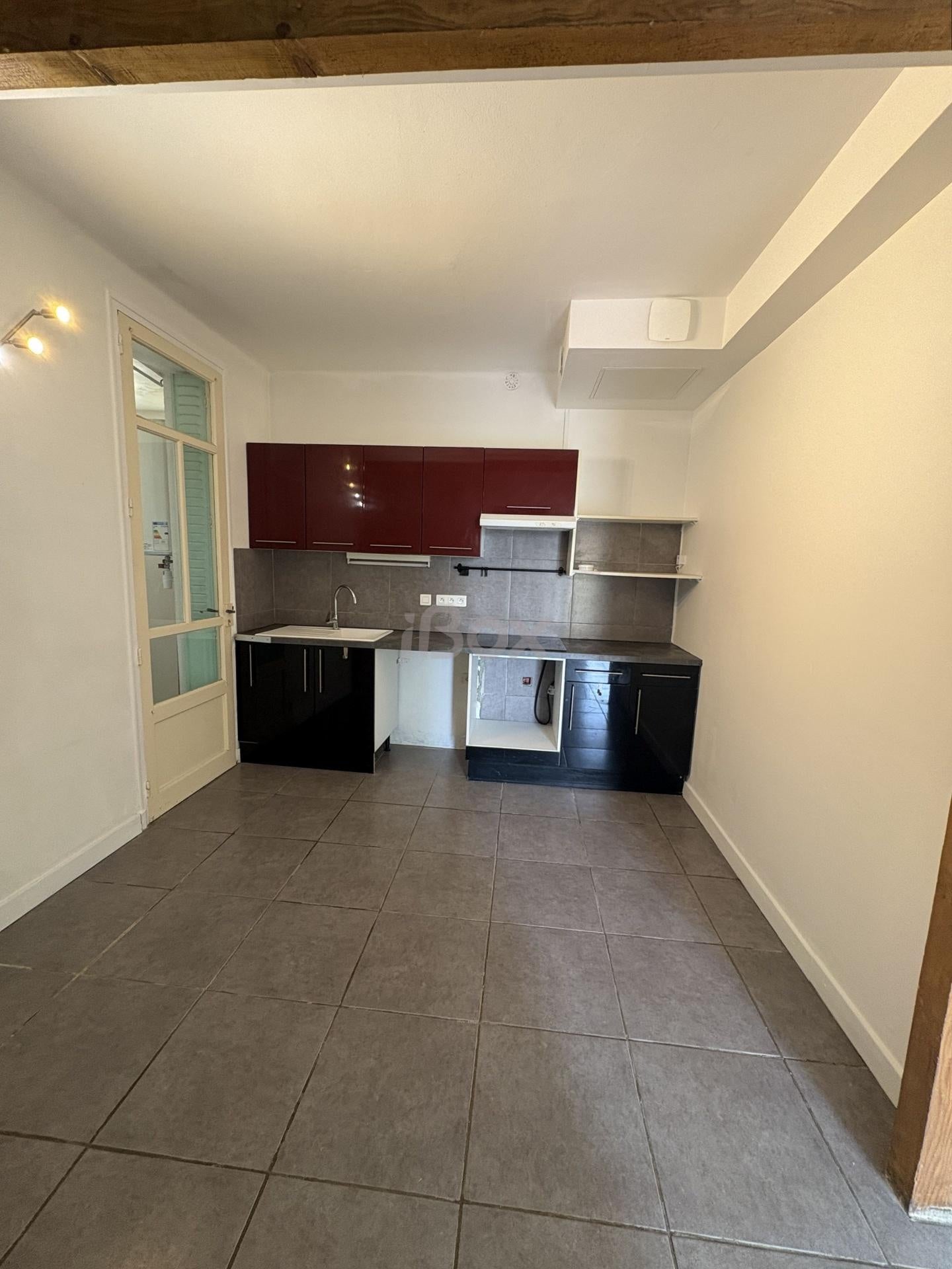 Appartement Rue Courteline à Toulon