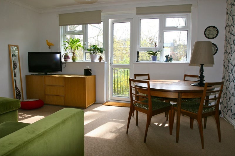 Flat Gloucester Circus in Greater London