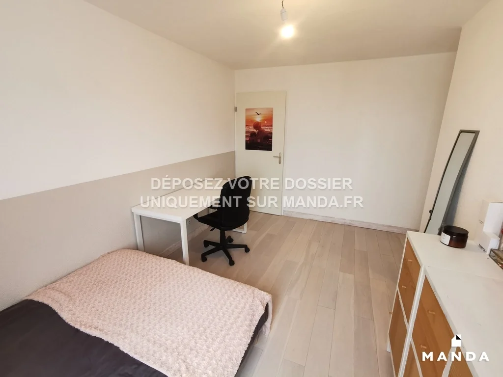 Chambre Avenue Roger Salengro à Villeurbanne