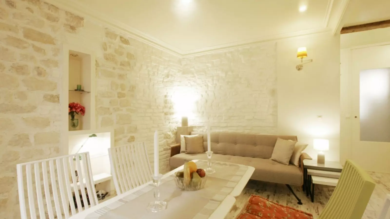 Appartement Rue des Abbesses à Paris