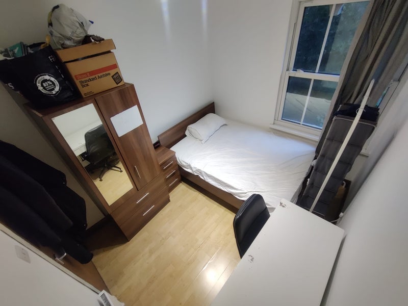 Room Hornsey Road in Greater London