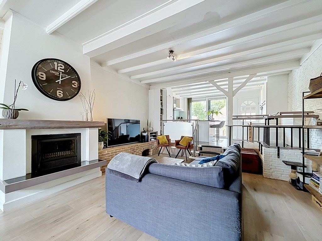Tussenwoning te koop: Mr. P.C. Hennequinstraat 10, Oostburg
