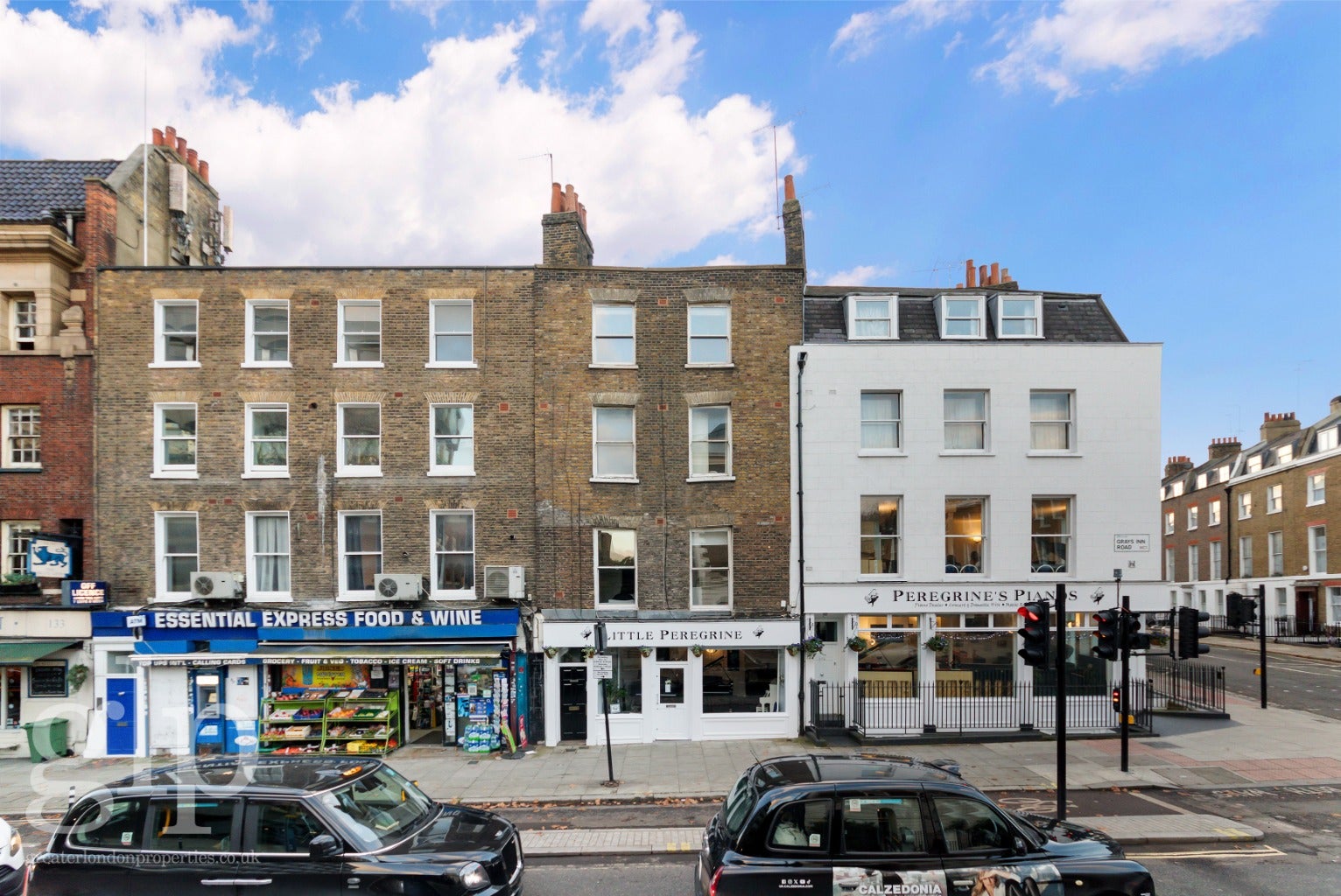 Flat Gray's Inn Road in Greater London