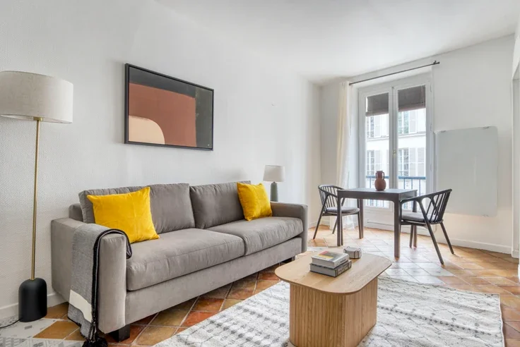 Appartement Rue des Vinaigriers à Paris