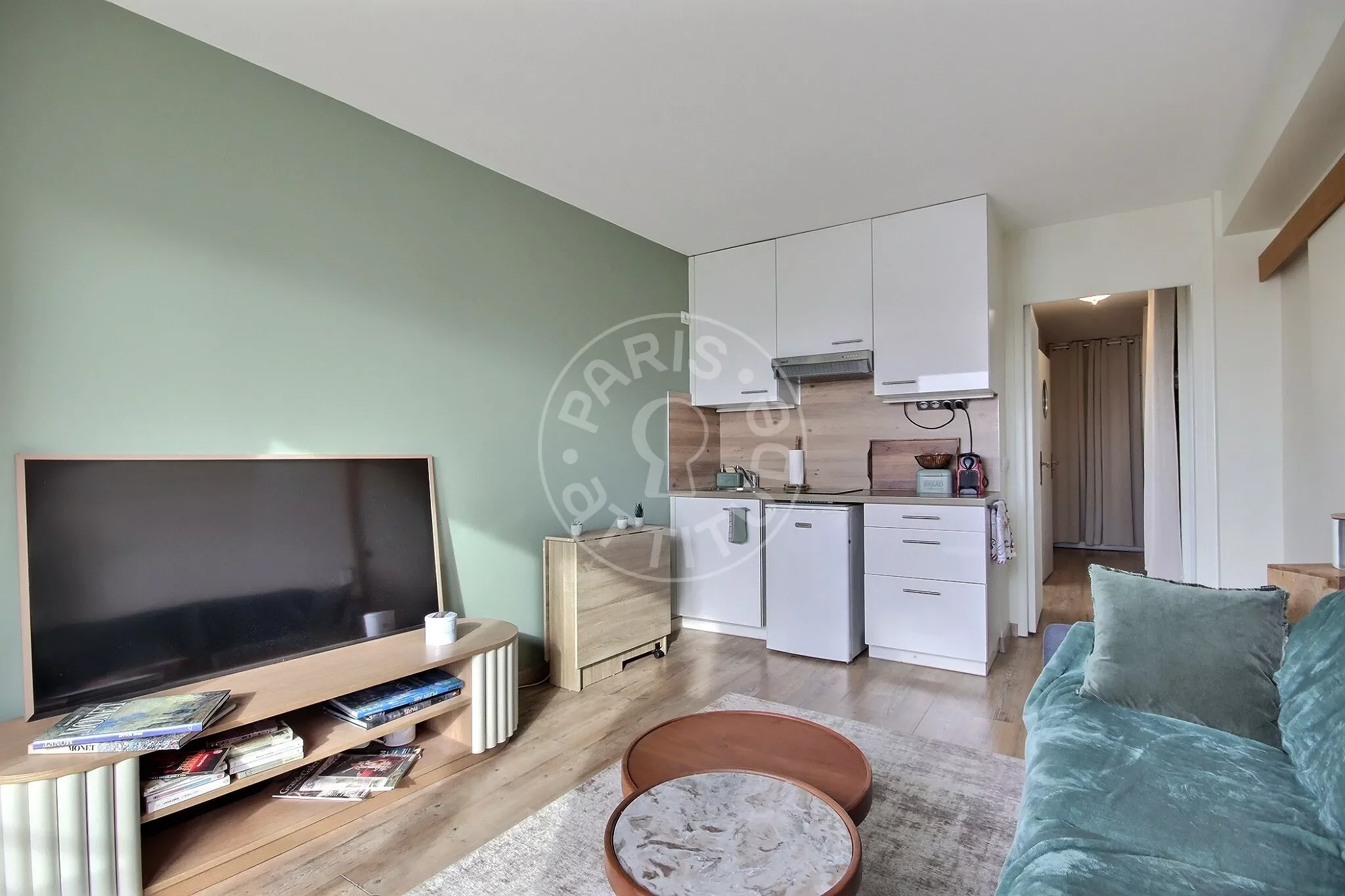 Flat Rue Navier in Paris