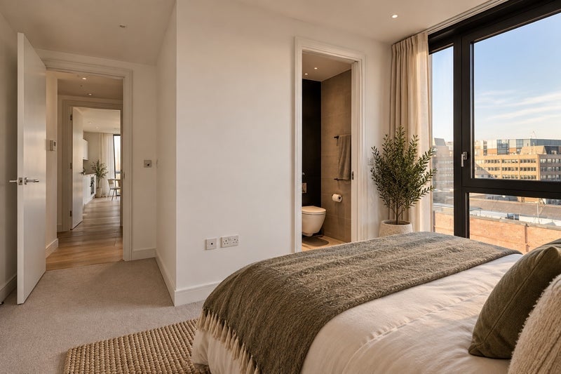 Flat Albert Embankment in Greater London