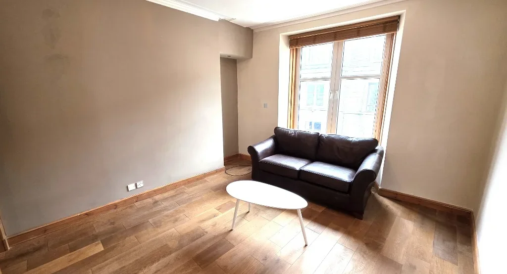 Flat Wallfield Place in Aberdeen City