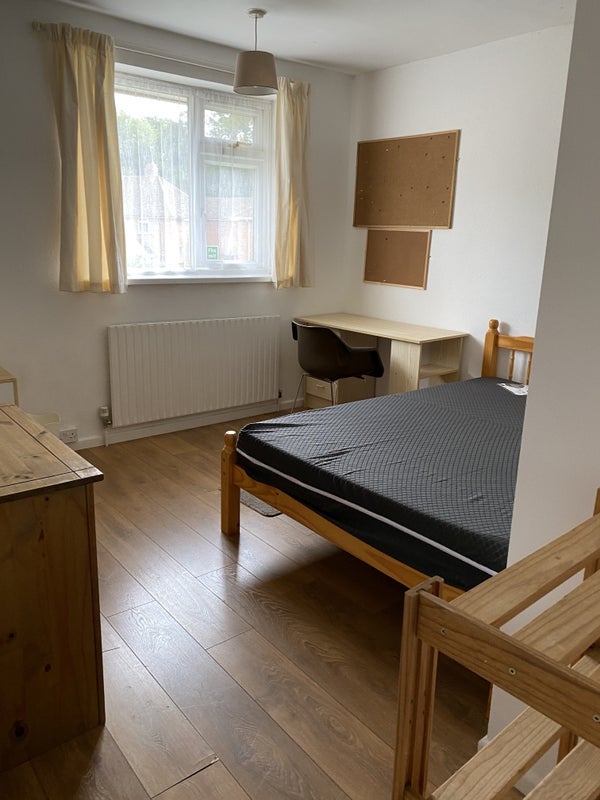 Room Enfield Road in Norwich
