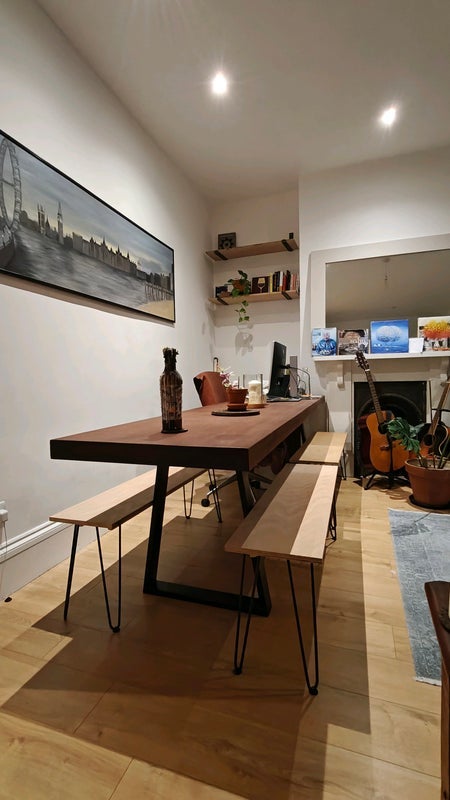 Room Warham Road in Greater London