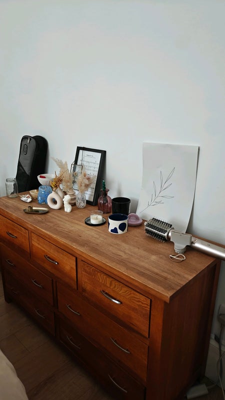 Room Warham Road in Greater London