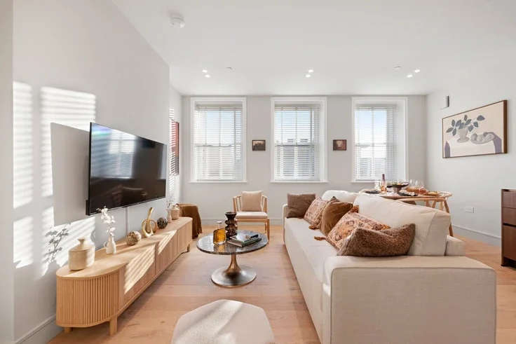 Flat Camden High Street in Greater London