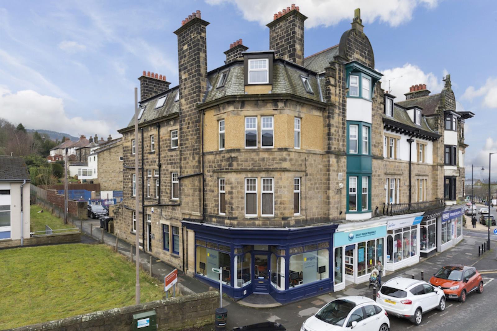 Flat Cowpasture Road in Bradford
