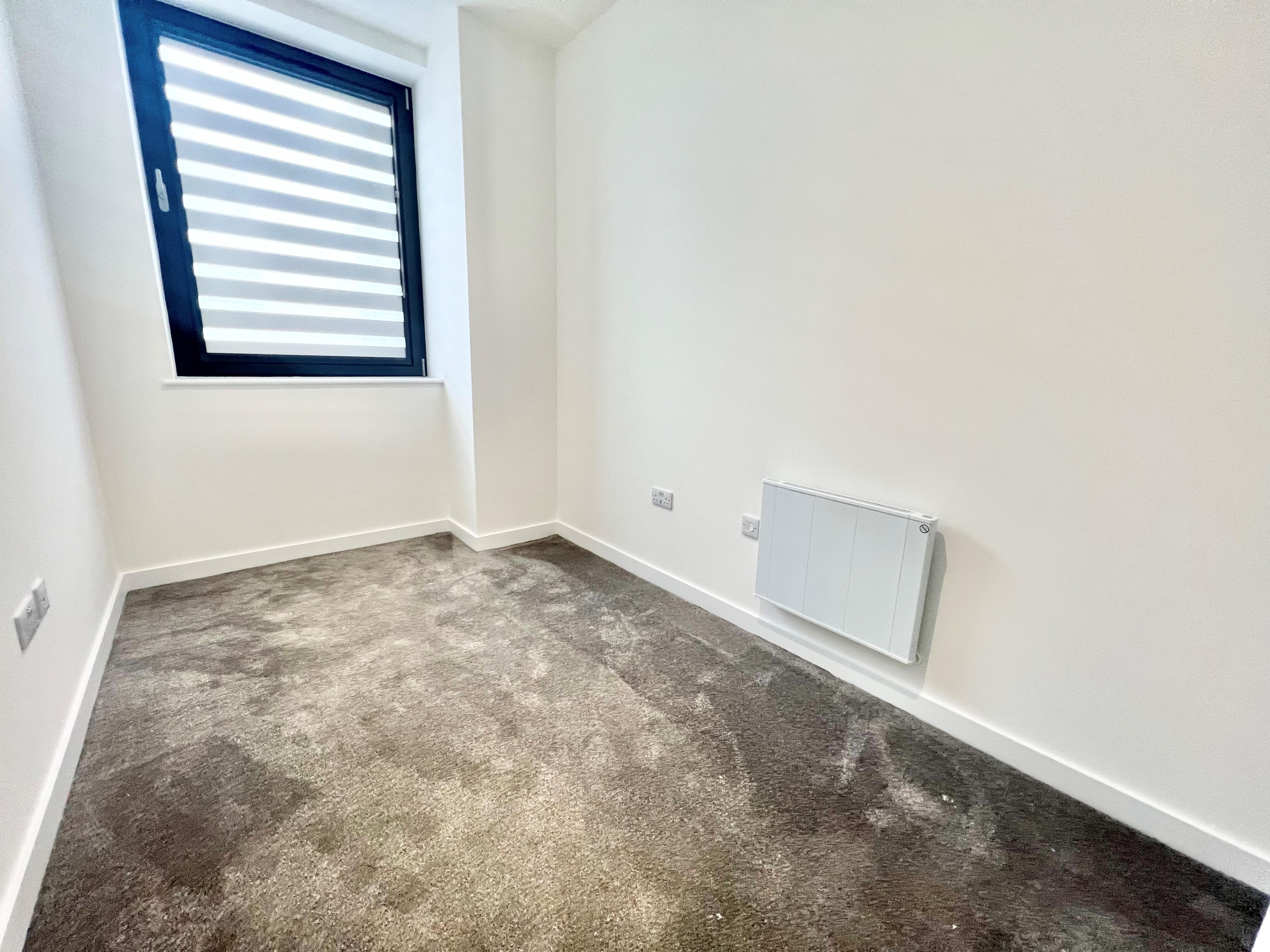 Flat Alençon Link in Basingstoke and Deane