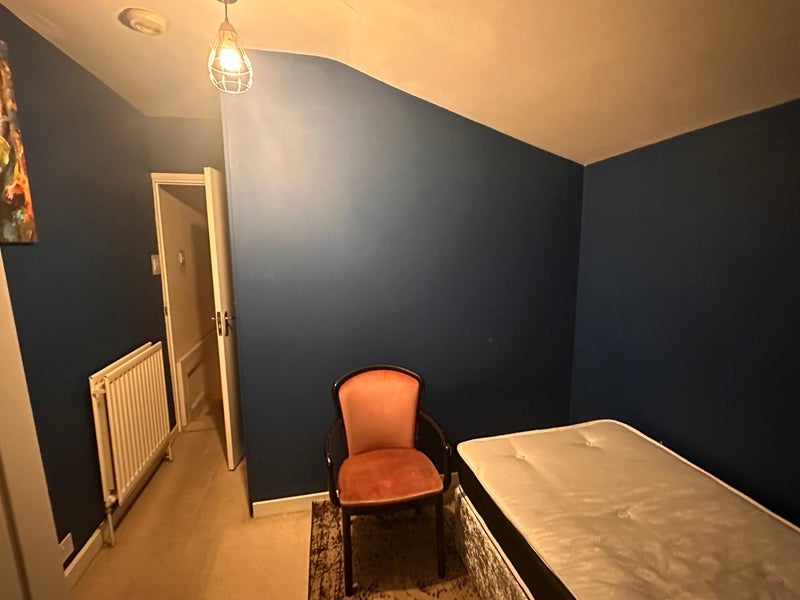 Room Brafferton Road in Greater London