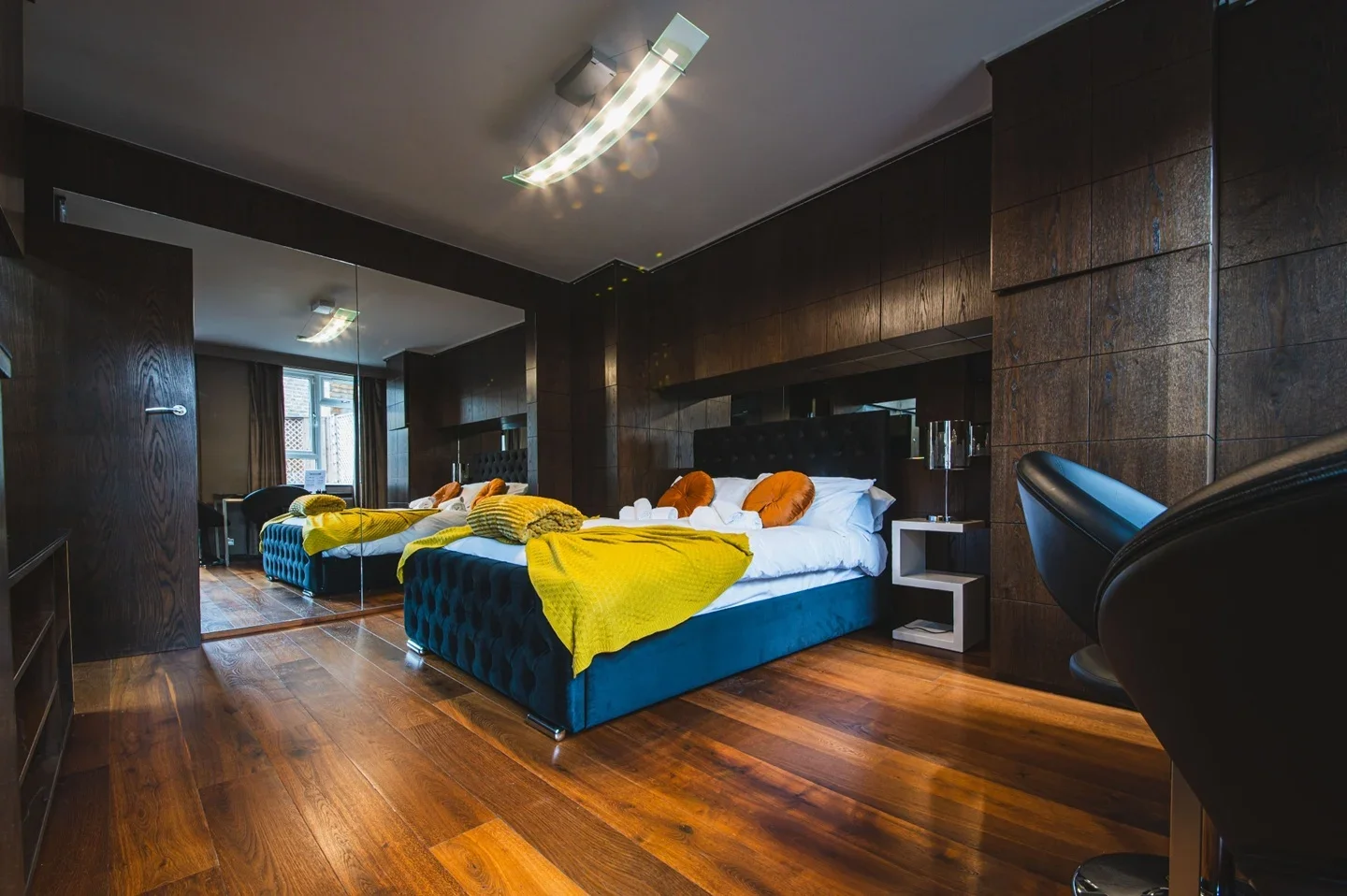 Flat Wilton Road in City of Westminster