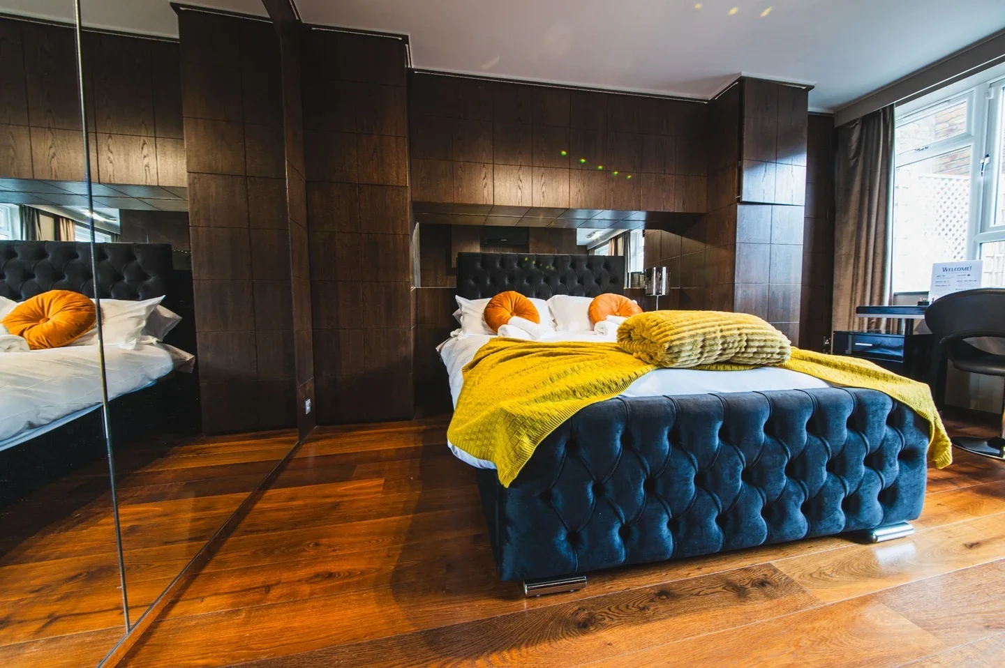 Flat Wilton Road in City of Westminster