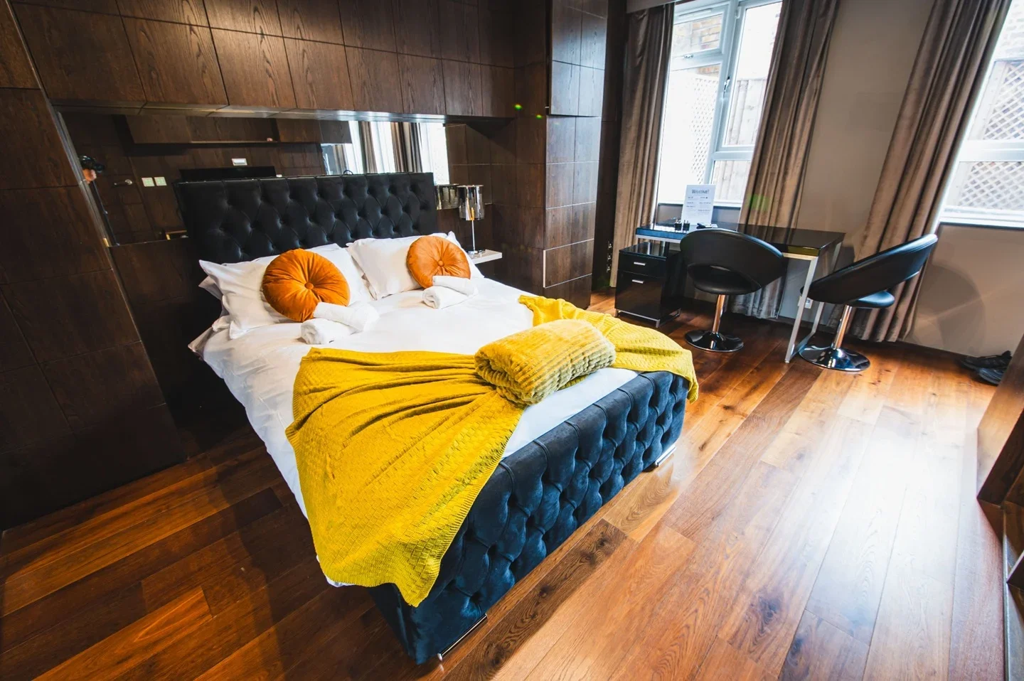 Flat Wilton Road in City of Westminster