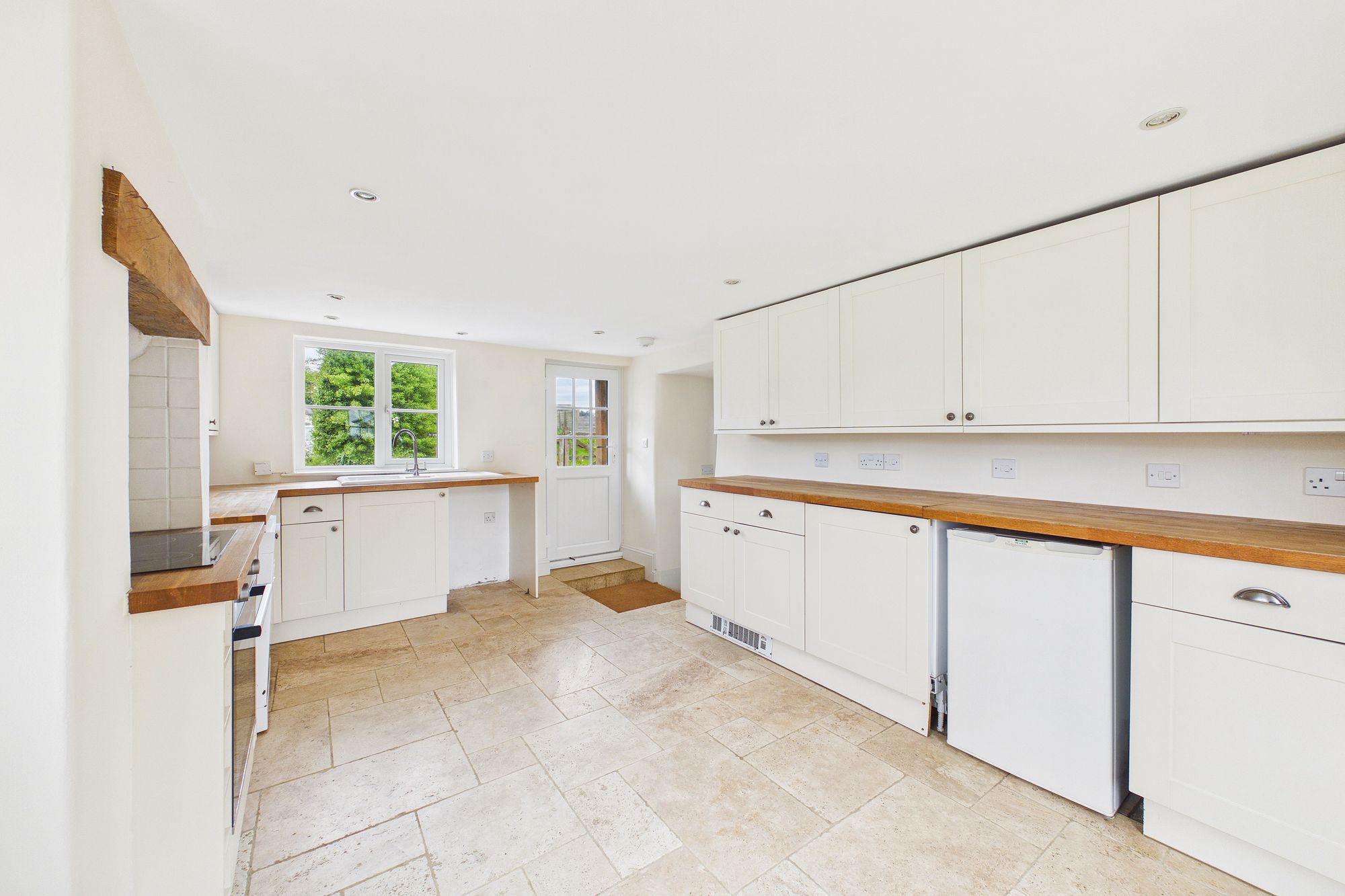 House Dragdown Hill in West Devon