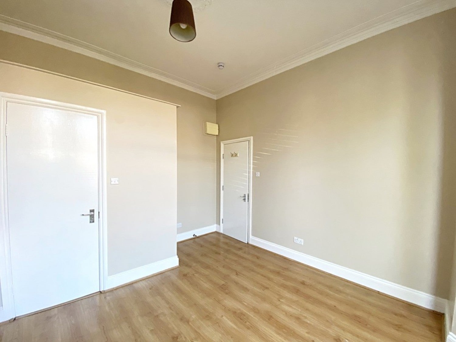 Flat York Road in Southend-on-Sea