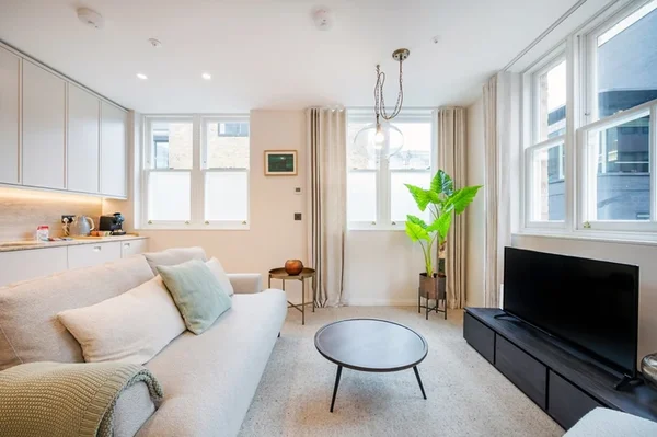 Flat Stukeley Street in London