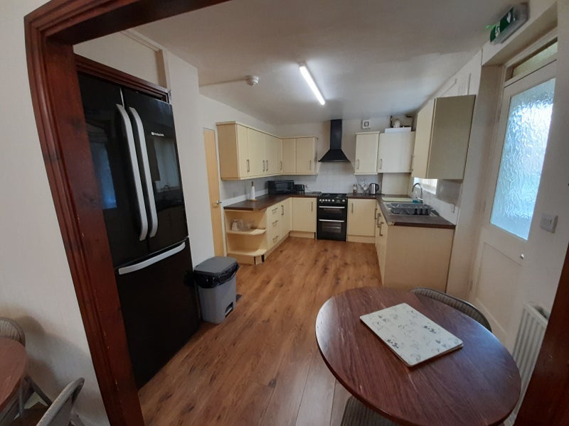 Room Phythian Street in Liverpool