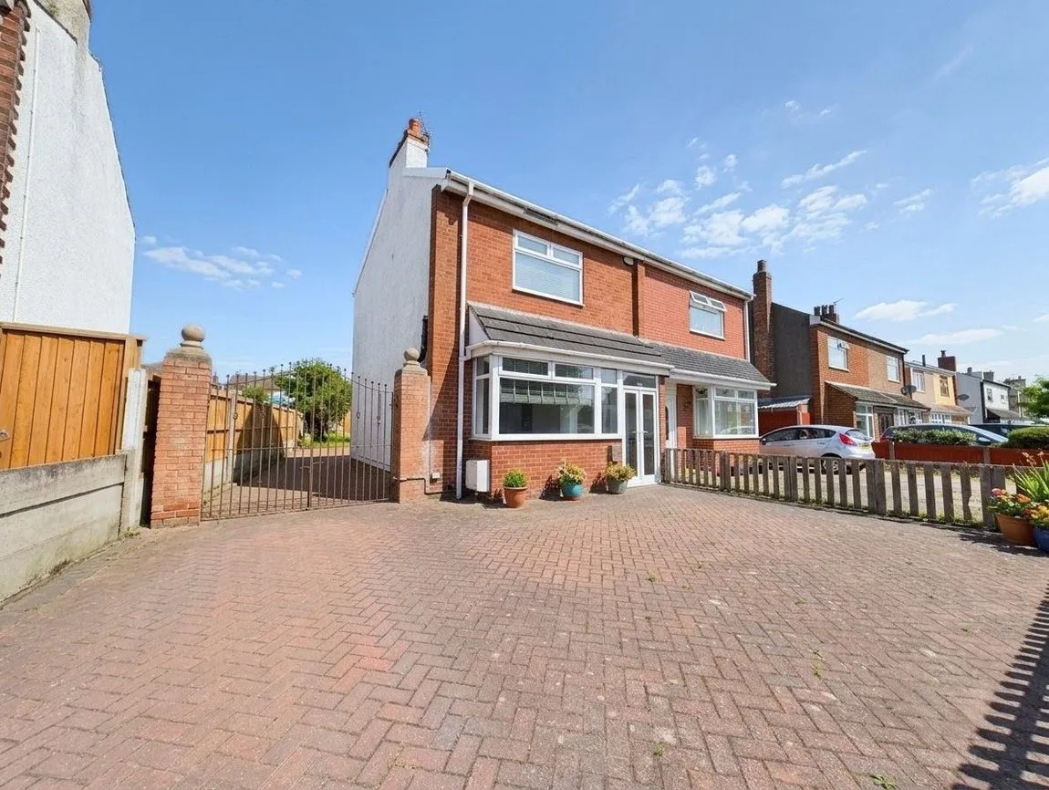 House Stamford Road in Southport
