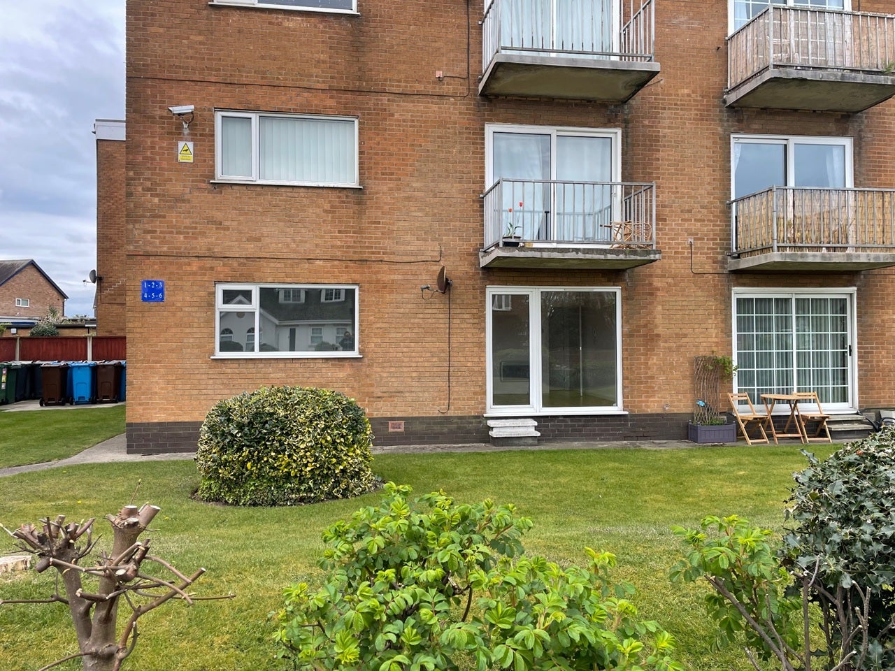 Flat Heyhouses Lane in Borough of Fylde