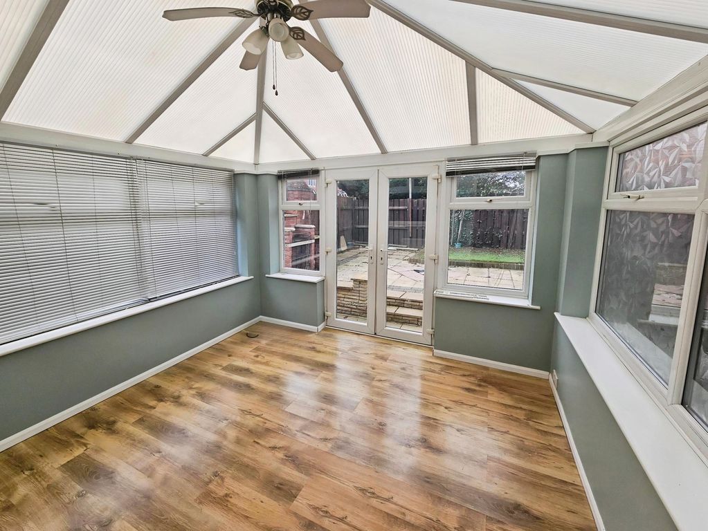 Flat Cherrytree Court in Bebside