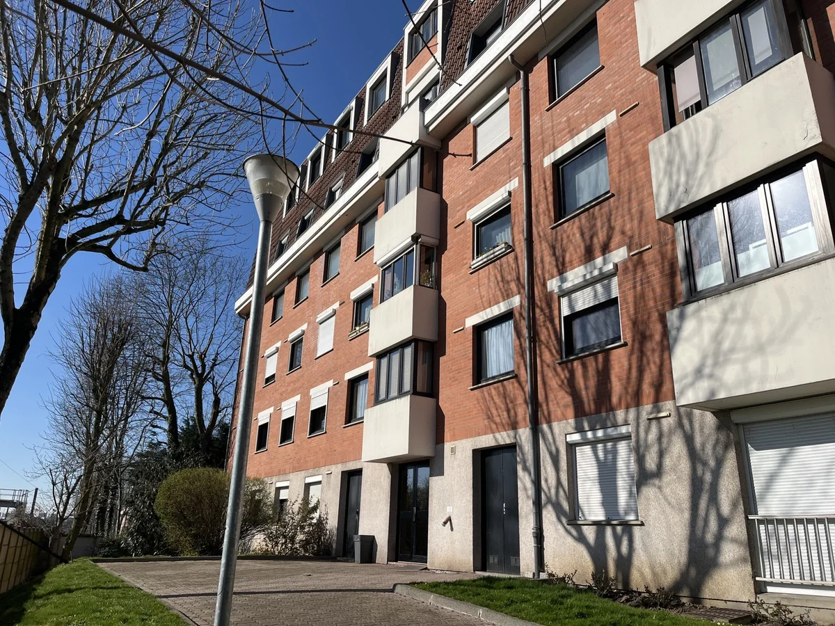 Appartement Rue du Faubourg de Roubaix à Lille