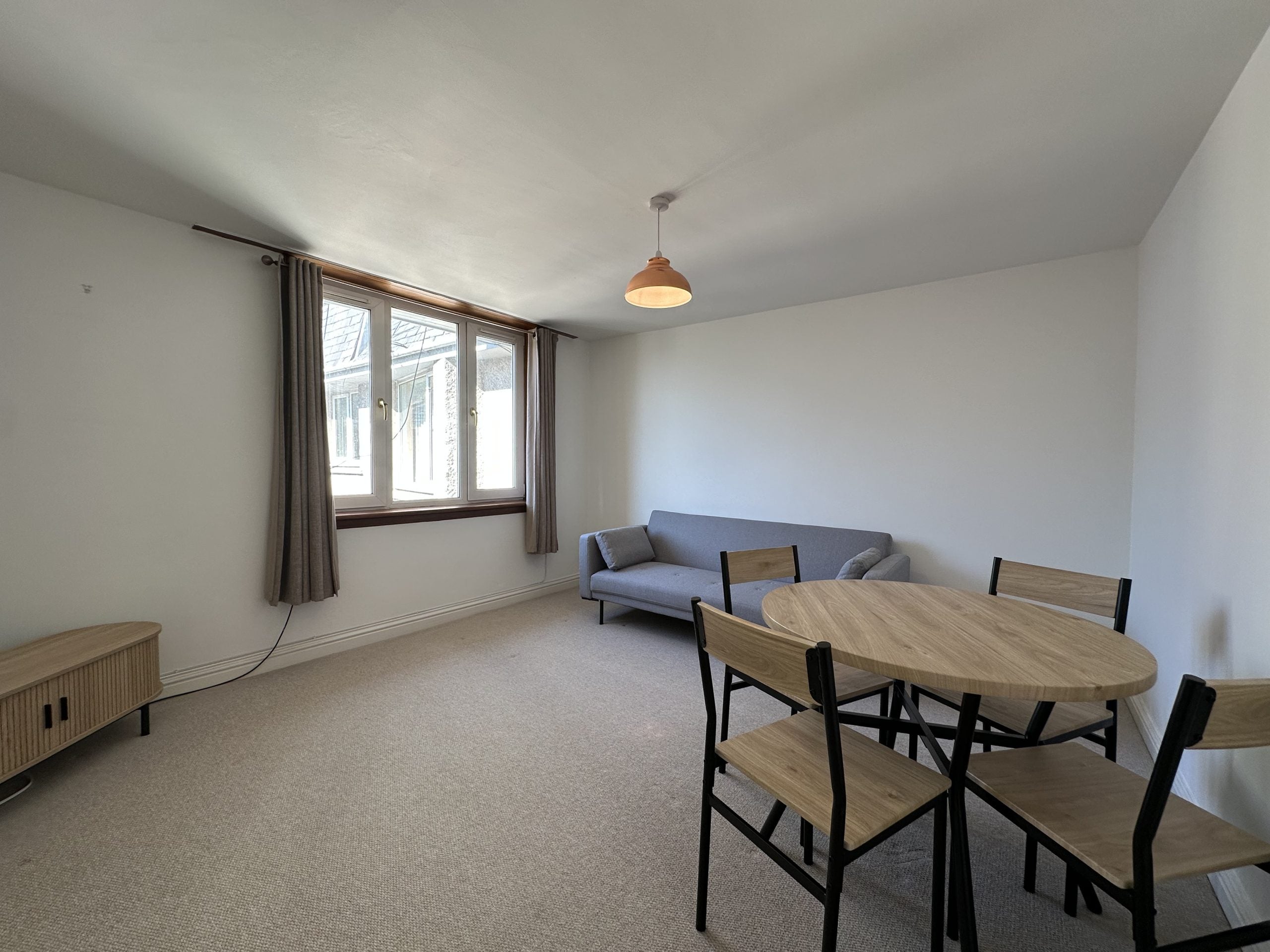 Flat Marine Court in Aberdeen