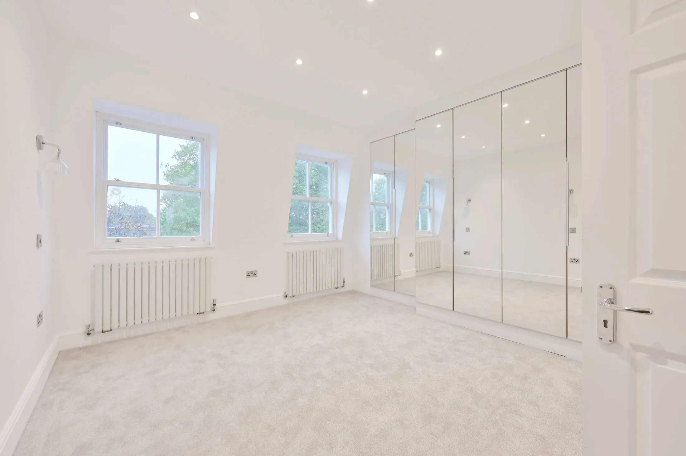 Flat Nevern Square in Greater London