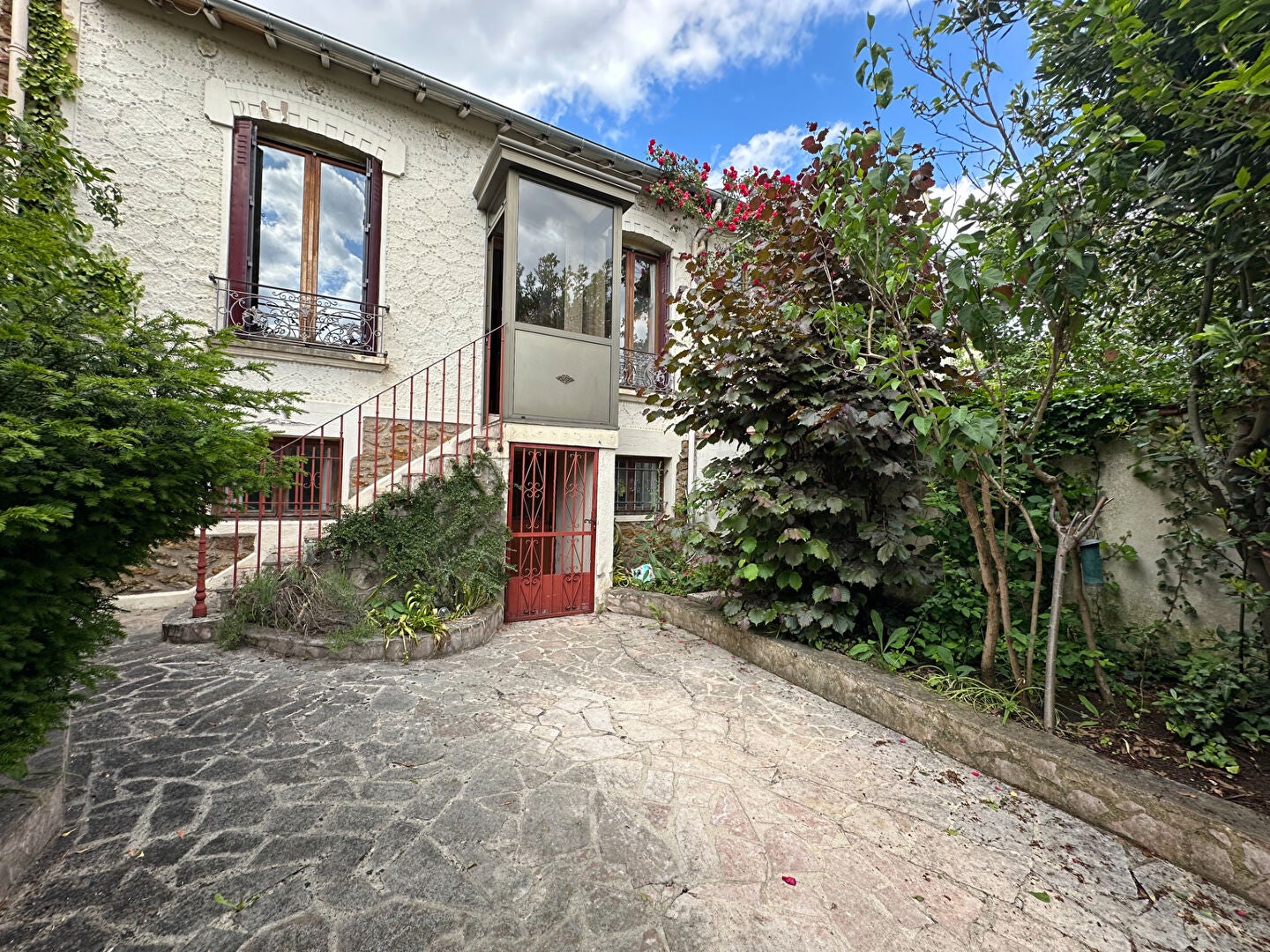 House Rue des Chardons in Rosny-sous-Bois