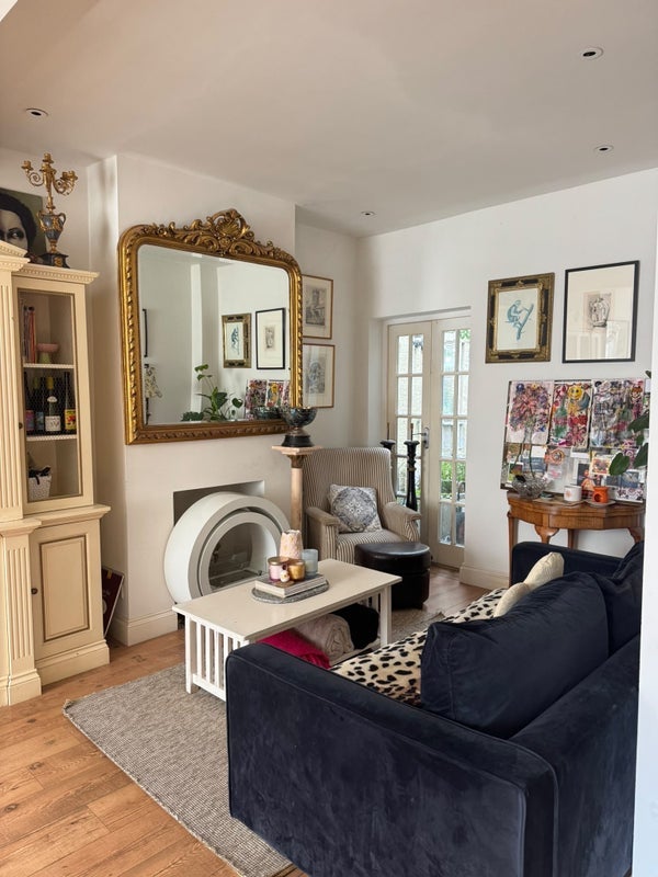 Room Vansittart Road in Greater London