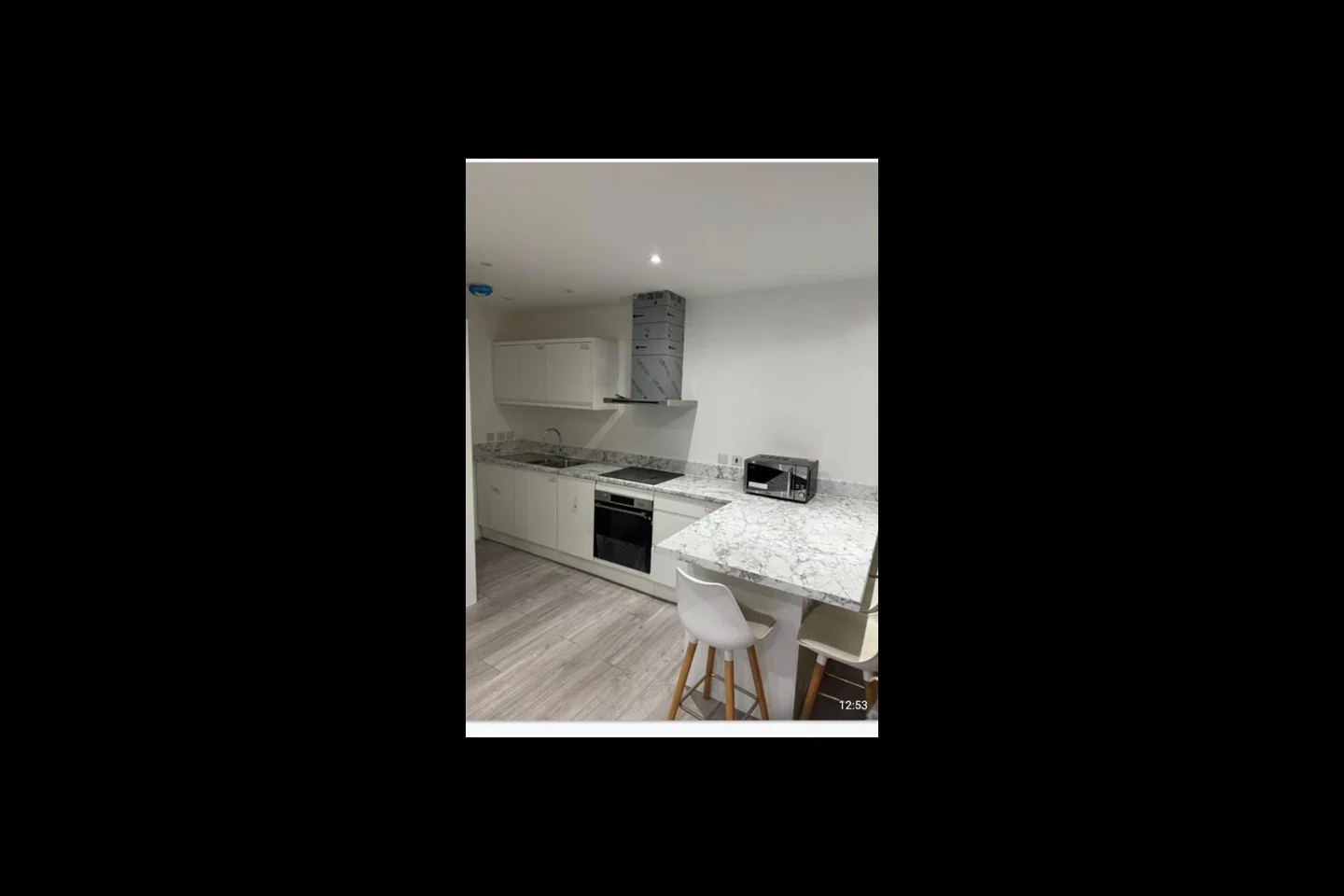 Flat Clapham Road in Greater London