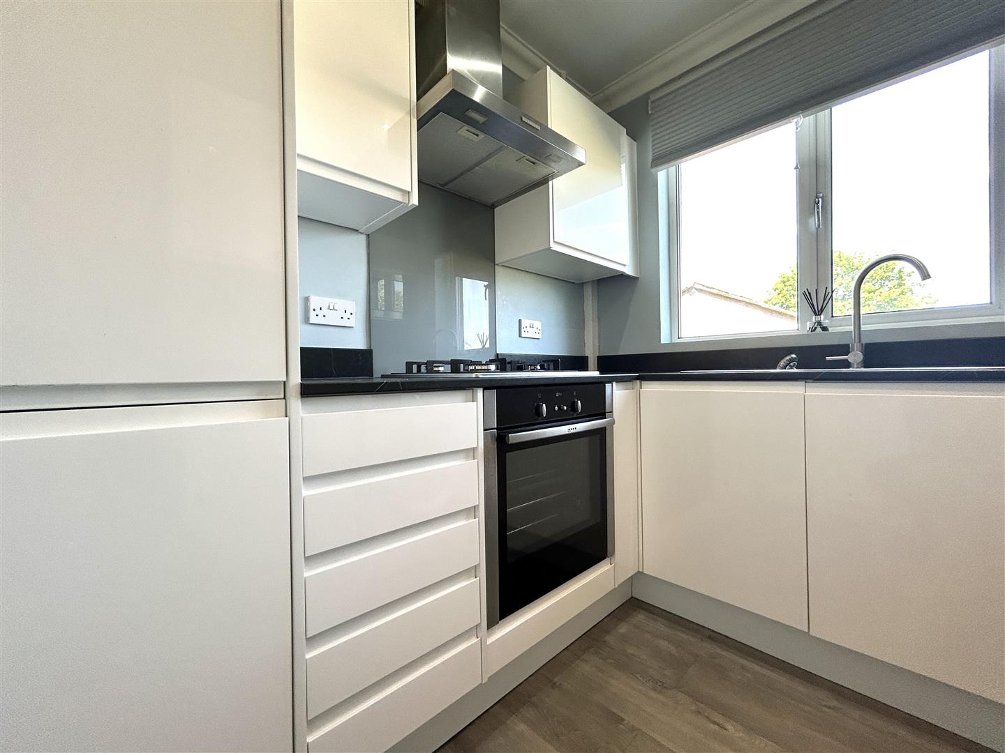 Flat Blackthorn Avenue in Lenzie