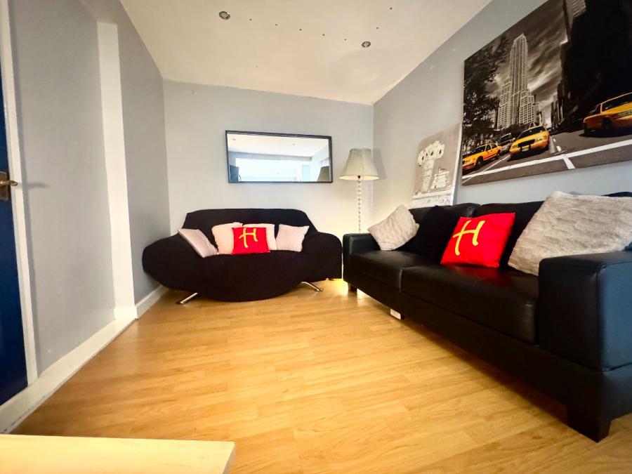 House Forrester Close in Canterbury