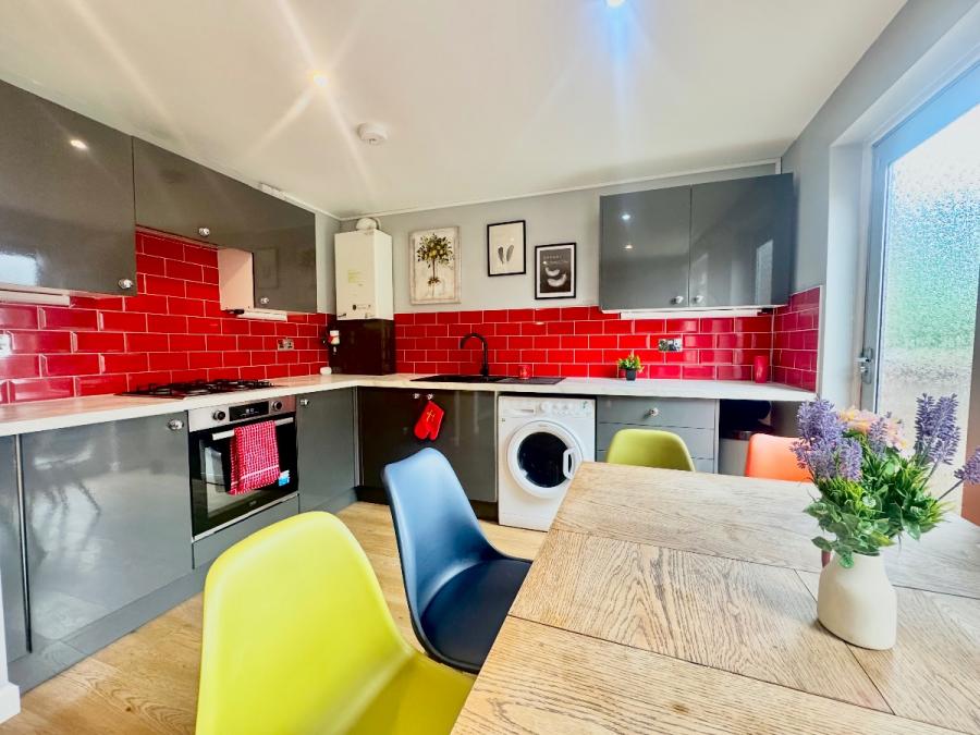 House Forrester Close in Canterbury