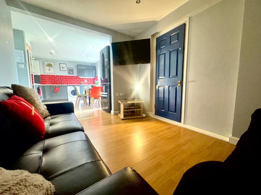 House Forrester Close in Canterbury