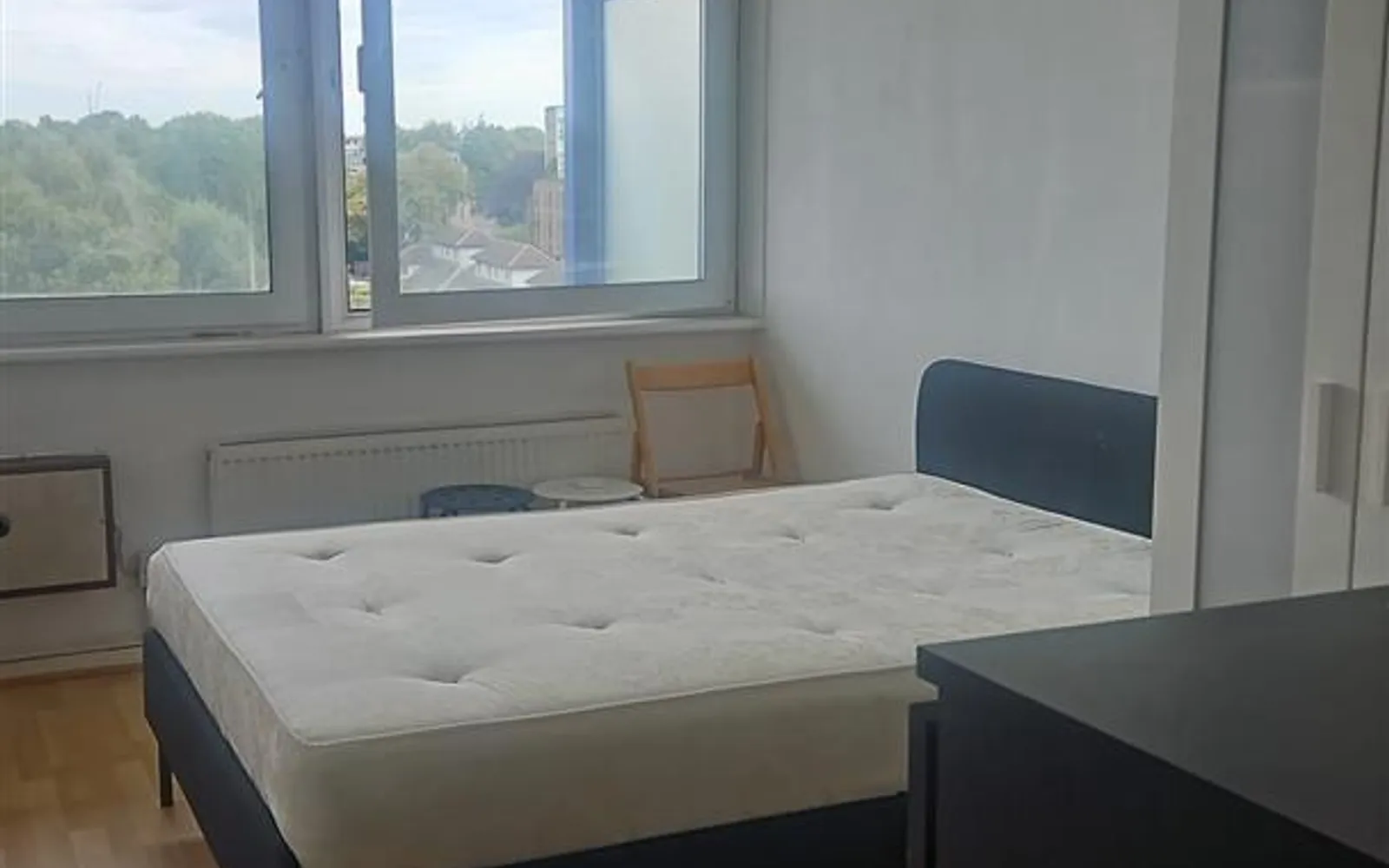 Room Copenhagen Street in Greater London